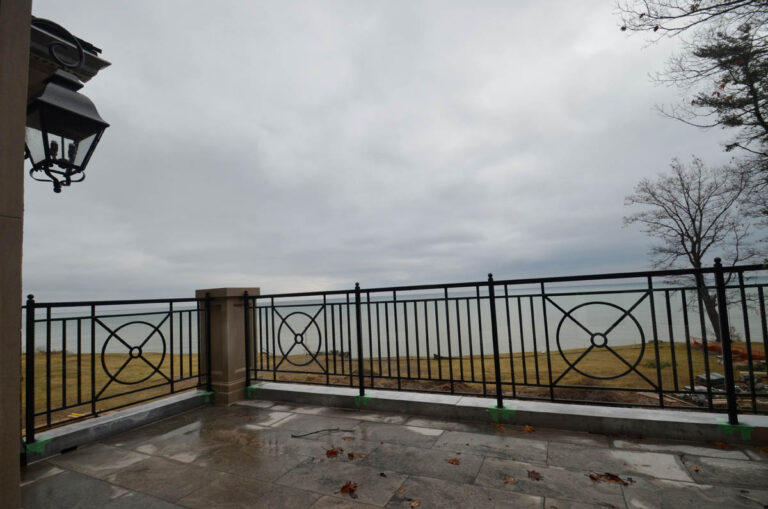 14_exterior_railings