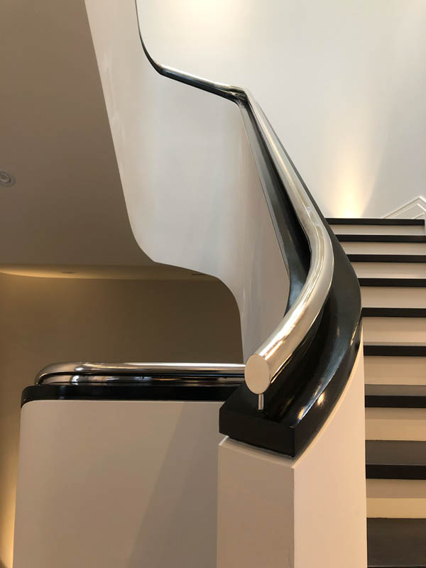 14_interior_railings