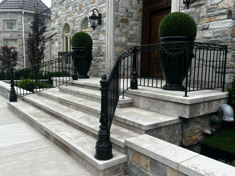16_exterior_railings