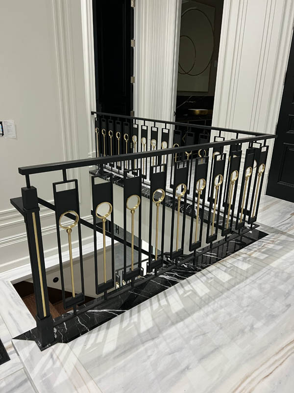 16_interior_railings