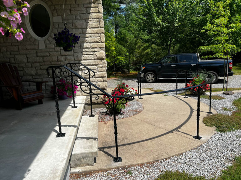 18_exterior_railings