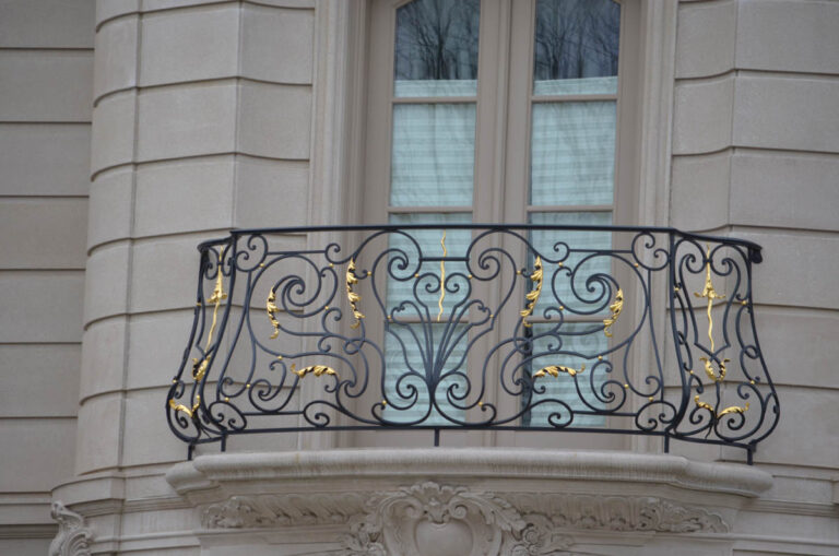1_balcony_railings