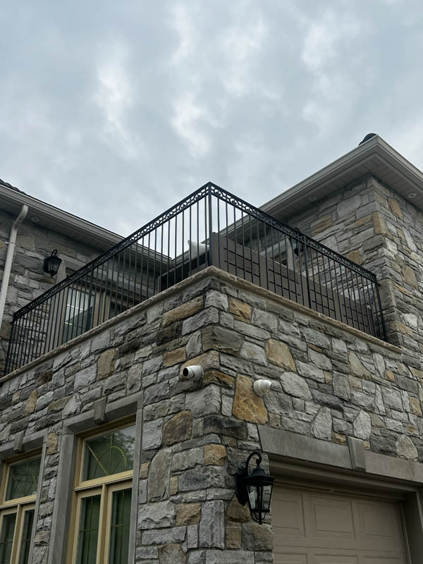 20_balcony_railings