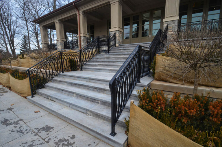 4_exterior_railings