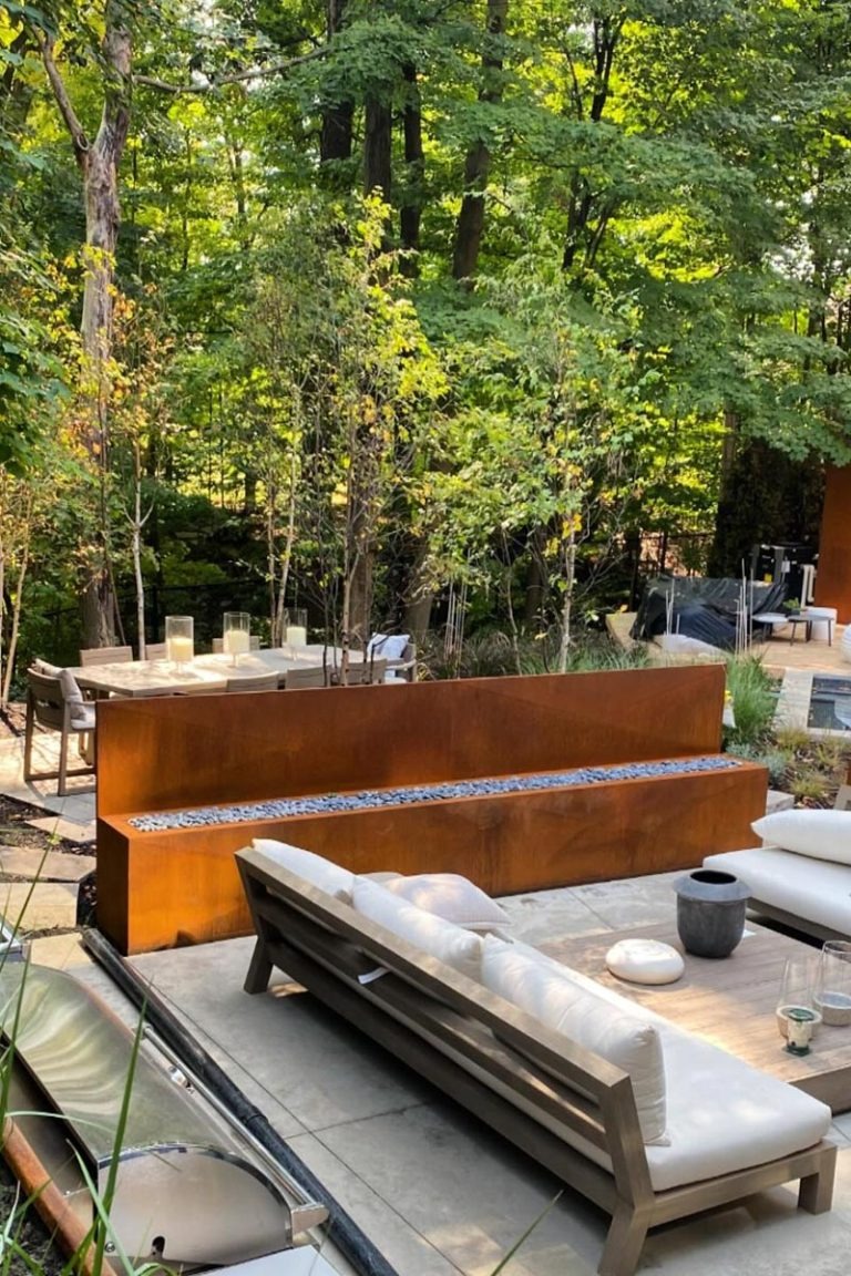 4_furniture_fabrication