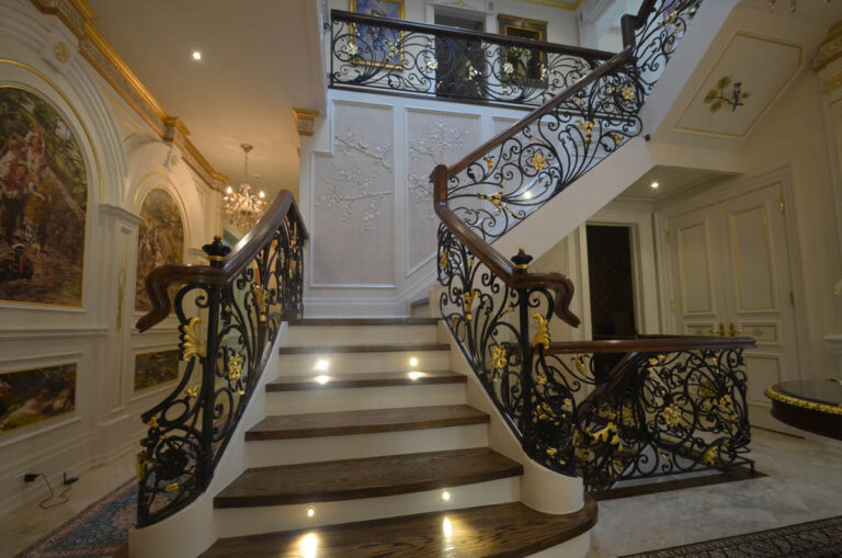 4_interior_railings