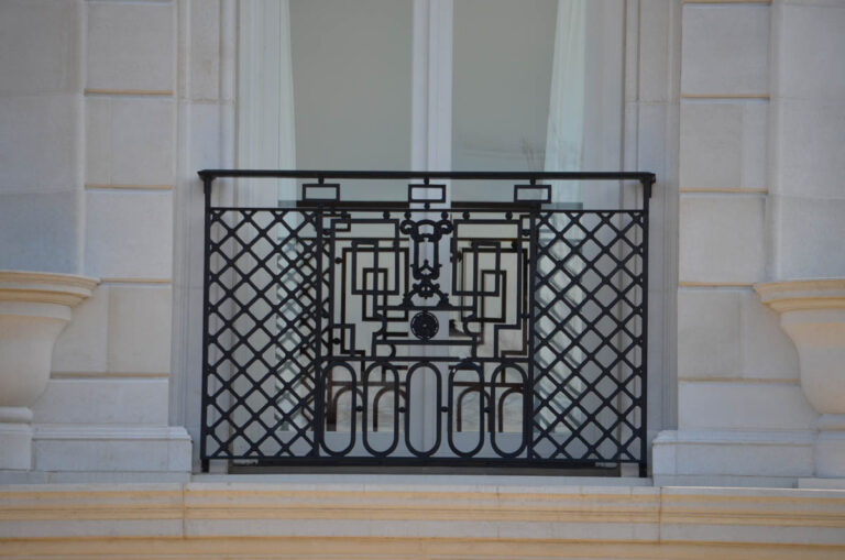 6_balcony_railings