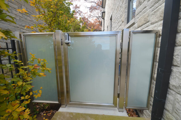 6_fences&heritagefence_restoration